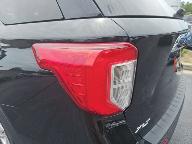 Certified 2024 Ford Explorer XLT w/ Equipment Group 202A RWD image 36