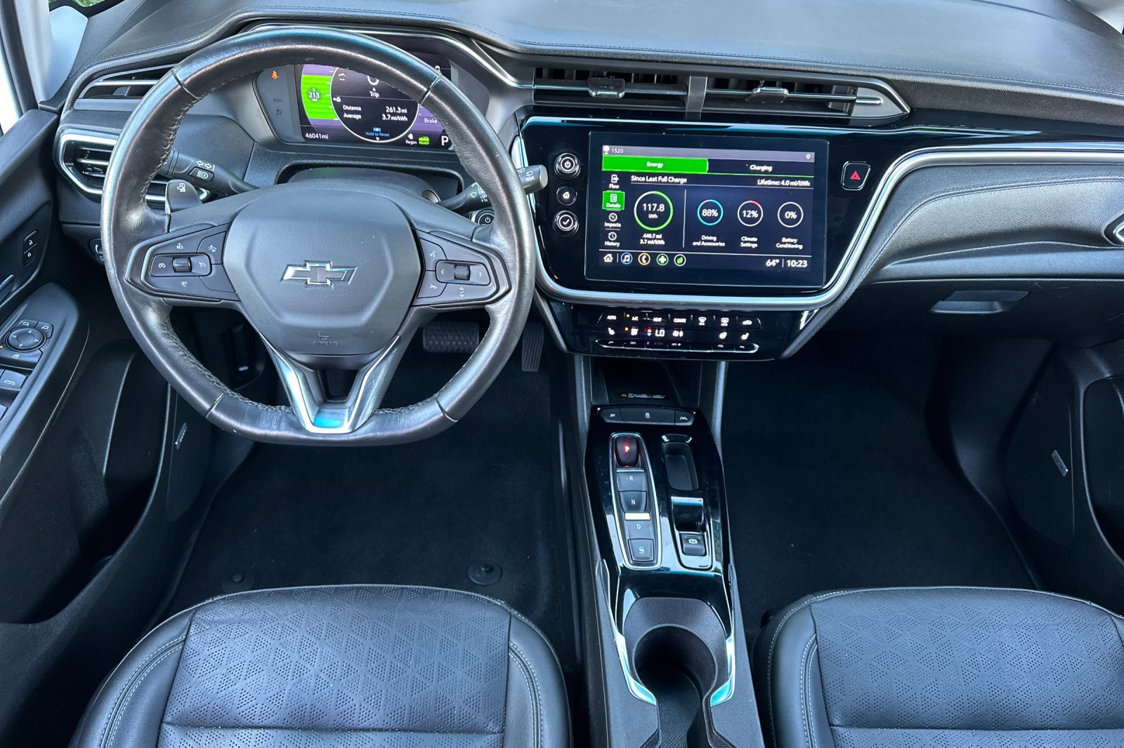 Used 2022 Chevrolet Bolt LT w/ Infotainment Package FWD image 16