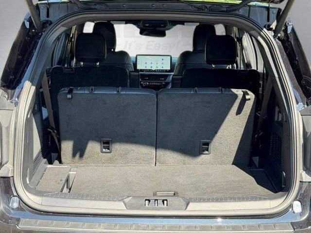 Certified 2025 Ford Explorer ST AWD/4WD image 25