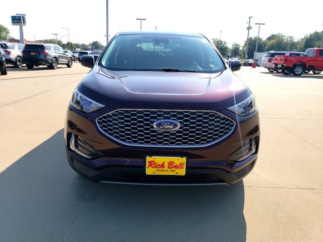 Certified 2023 Ford Edge SEL w/ Convenience Package AWD/4WD image 2