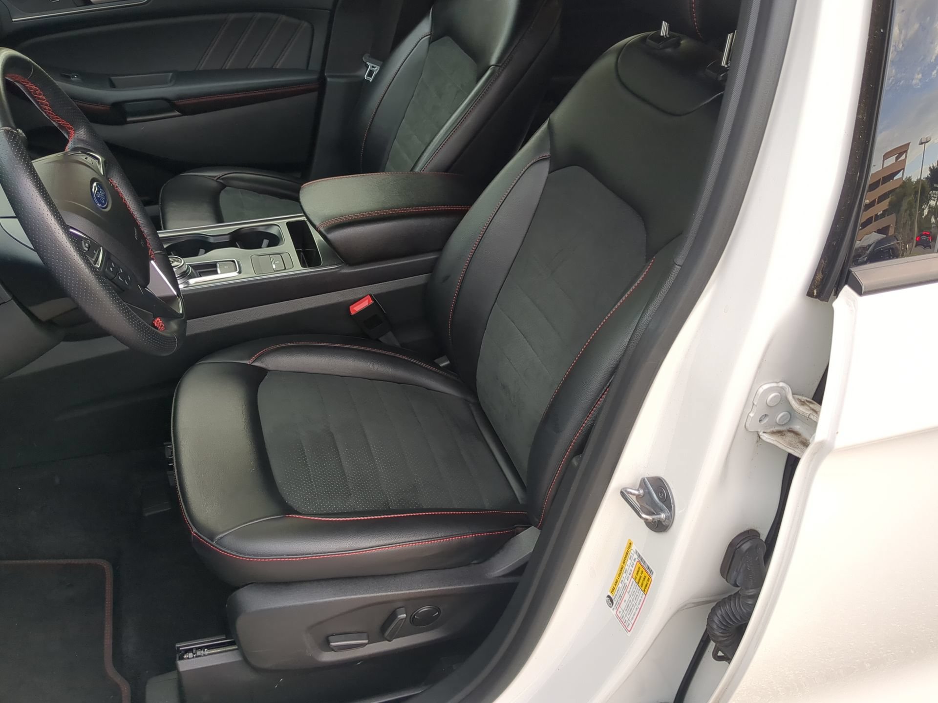 Certified 2022 Ford Edge ST-Line AWD/4WD image 57