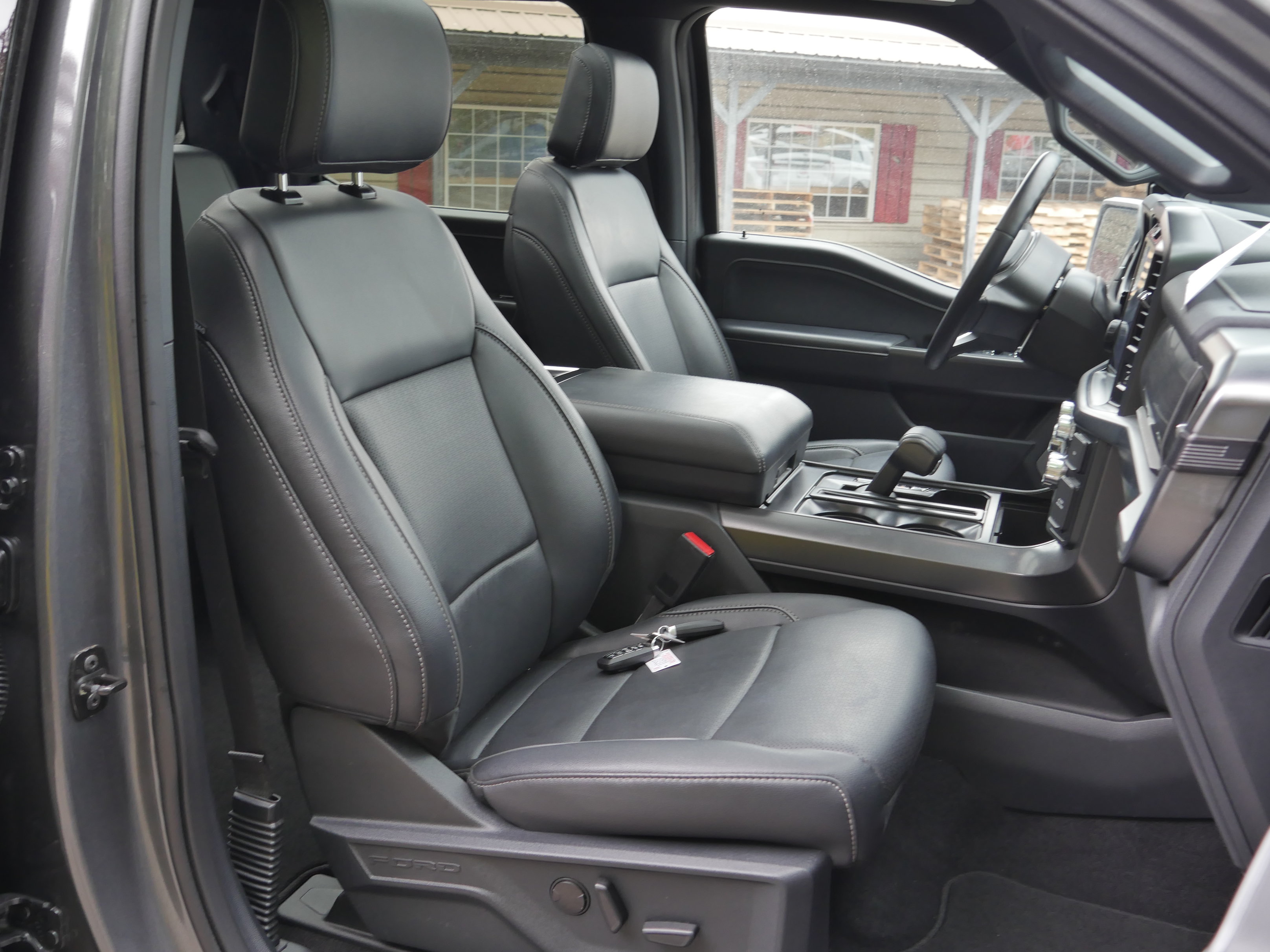 Certified 2025 Ford F150 Lariat AWD/4WD image 32