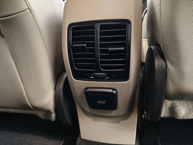 Certified 2017 Ford Escape Titanium FWD image 34