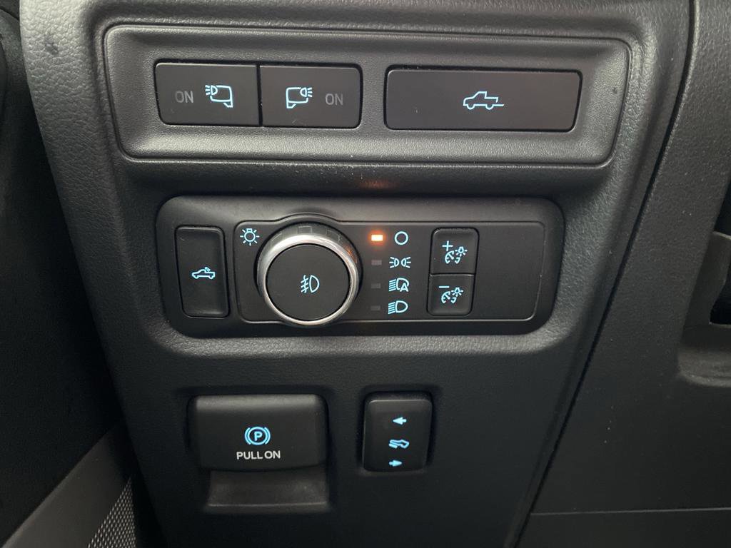 Certified 2021 Ford F150 Lariat w/ Equipment Group 502A High image 32