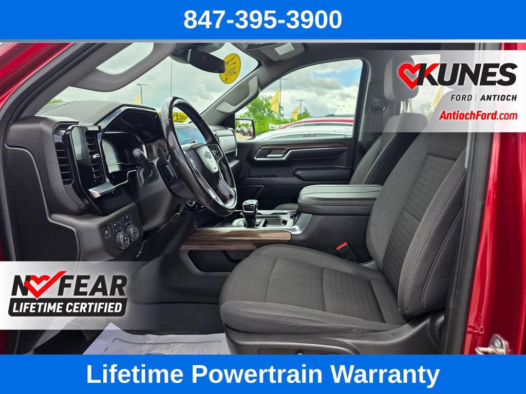 Used 2024 Chevrolet Silverado 1500 RST w/ Z71 Off-Road Package AWD/4WD image 17