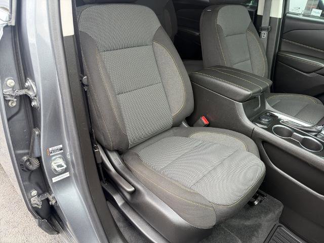 Used 2020 Chevrolet Traverse LT image 12