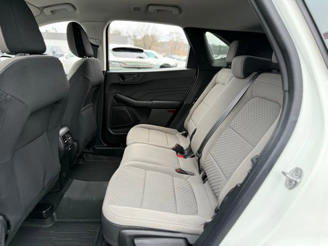 Certified 2022 Ford Escape SE w/ Cold Weather Package image 27