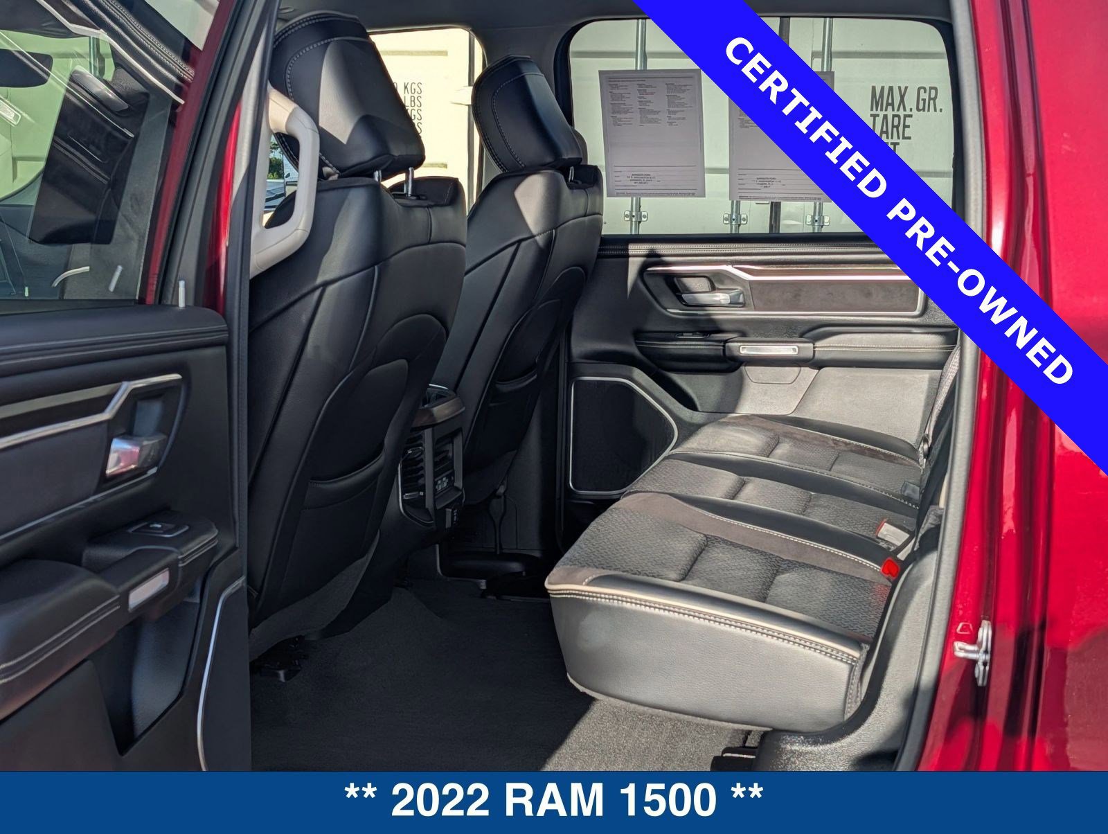 Used 2022 RAM 1500 Laramie AWD/4WD image 18