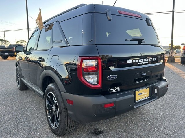 Certified 2025 Ford Bronco Sport Outer Banks w/ Outer Banks Tech Package+ image 3