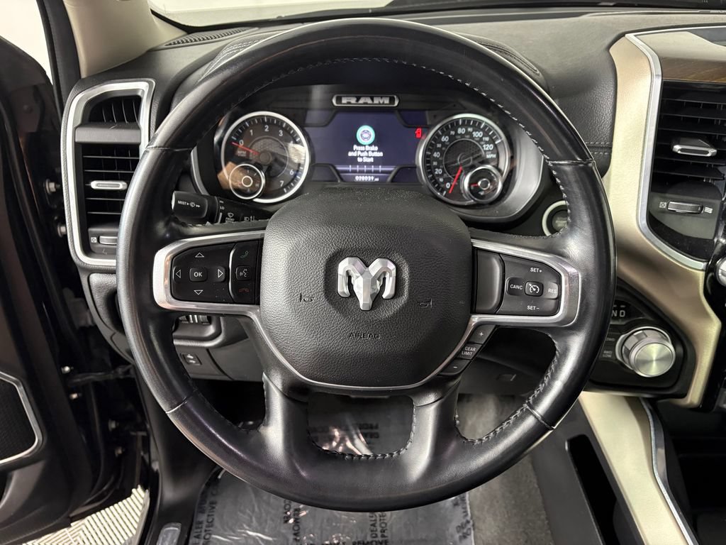 Used 2022 RAM 1500 Laramie AWD/4WD image 15