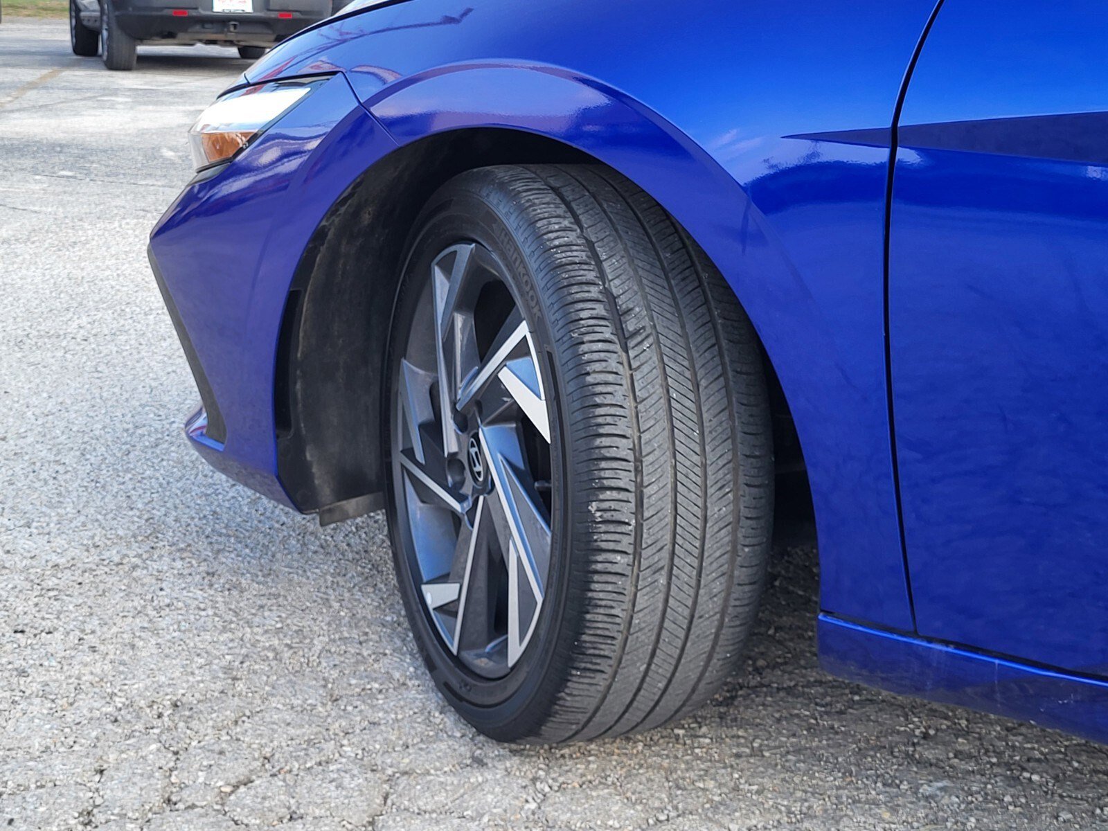 Used 2025 Hyundai Elantra SEL image 33