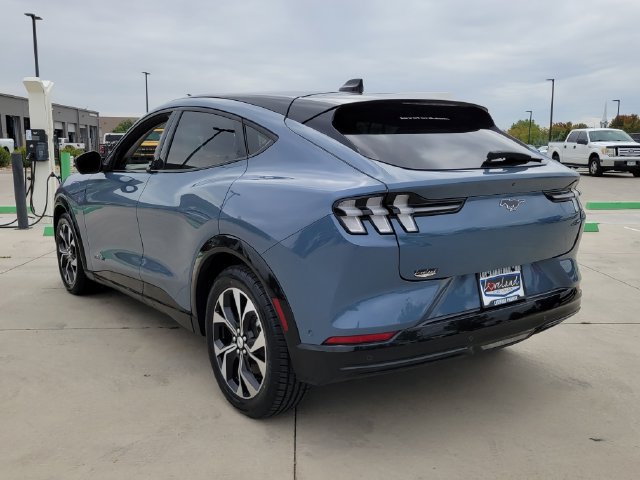 Certified 2023 Ford Mustang Mach-E Premium AWD/4WD image 5