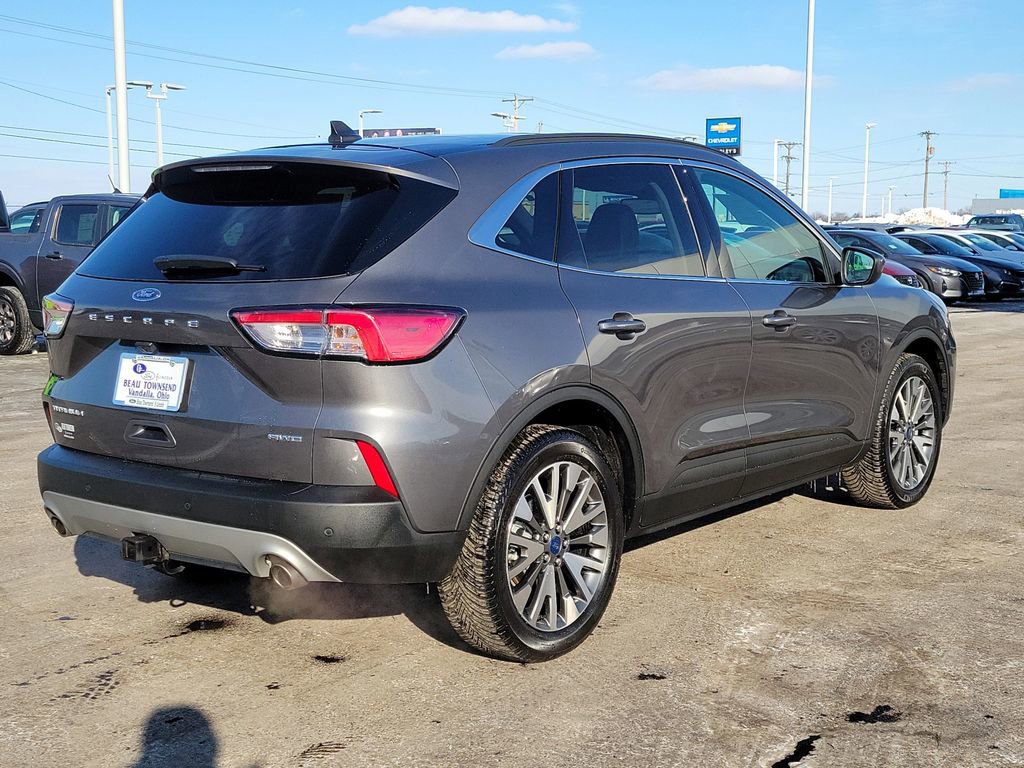 Certified 2022 Ford Escape Titanium w/ Class II Trailer Tow Package image 5