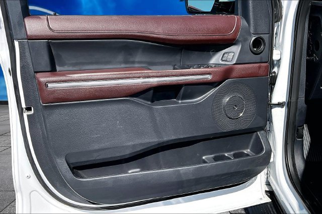 Certified 2024 Ford Expedition Limited RWD image 21