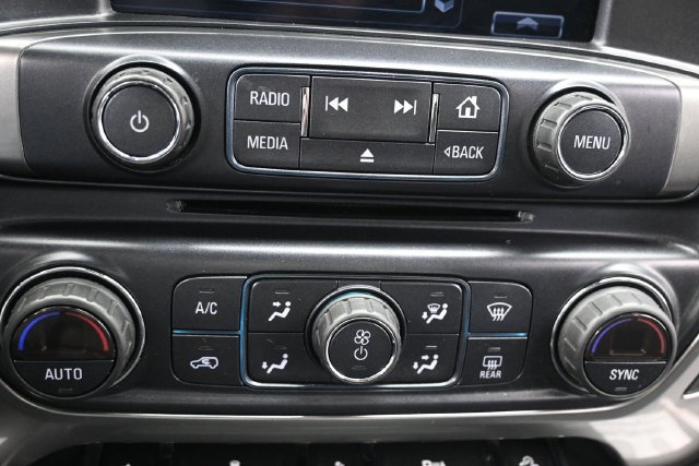 Used 2018 Chevrolet Silverado 1500 LT w/ All Star Edition AWD/4WD image 13