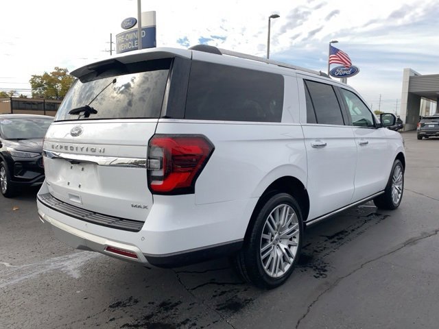 Certified 2022 Ford Expedition Max Limited image 3