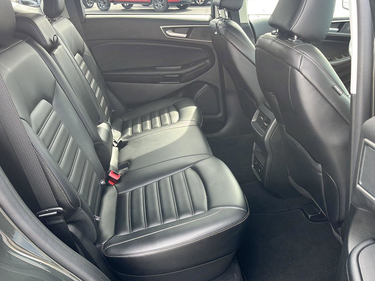 Certified 2024 Ford Edge SEL w/ Convenience Package image 15
