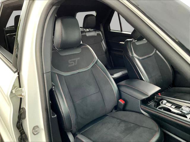 Certified 2025 Ford Explorer ST AWD/4WD image 31