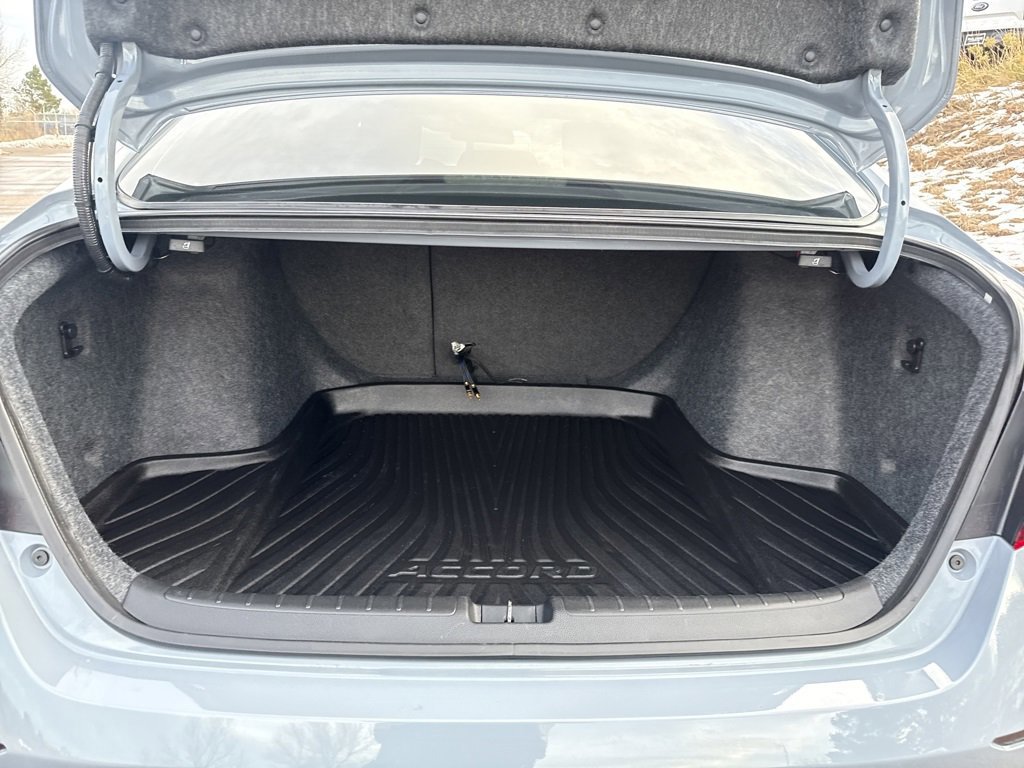 Used 2022 Honda Accord Sport image 9