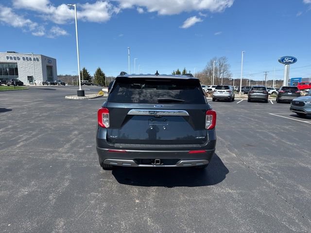 Certified 2023 Ford Explorer XLT w/ Equipment Group 202A AWD/4WD image 8