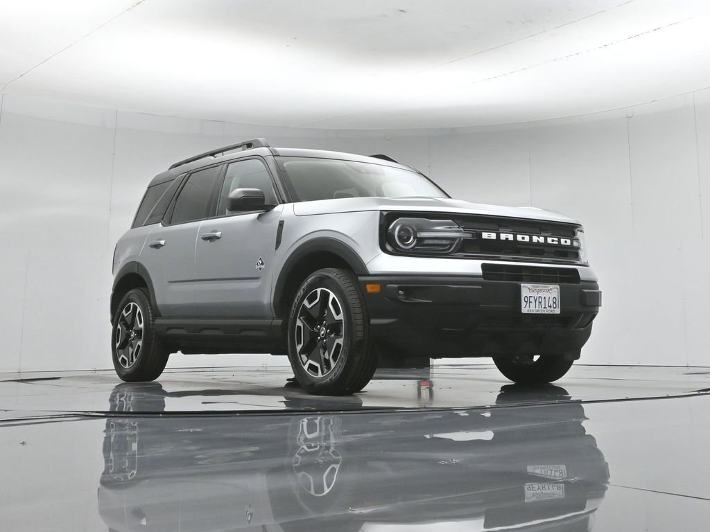 Certified 2022 Ford Bronco Sport Outer Banks w/ Tech Package AWD/4WD image 50