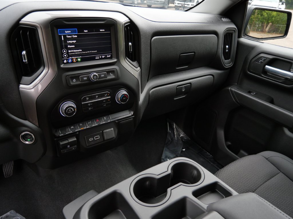 Used 2026 Chevrolet Silverado 1500 W/T w/ WT Value Package AWD/4WD image 21