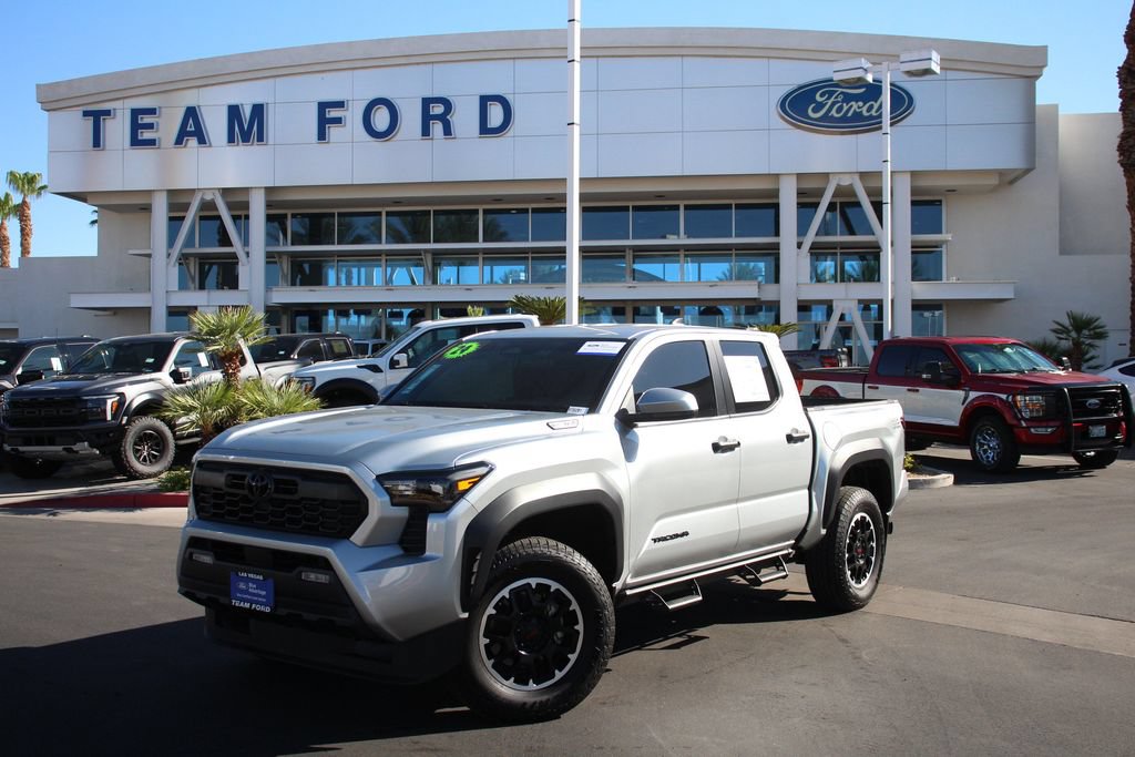 Used 2024 Toyota Tacoma TRD Off-Road AWD/4WD image 2
