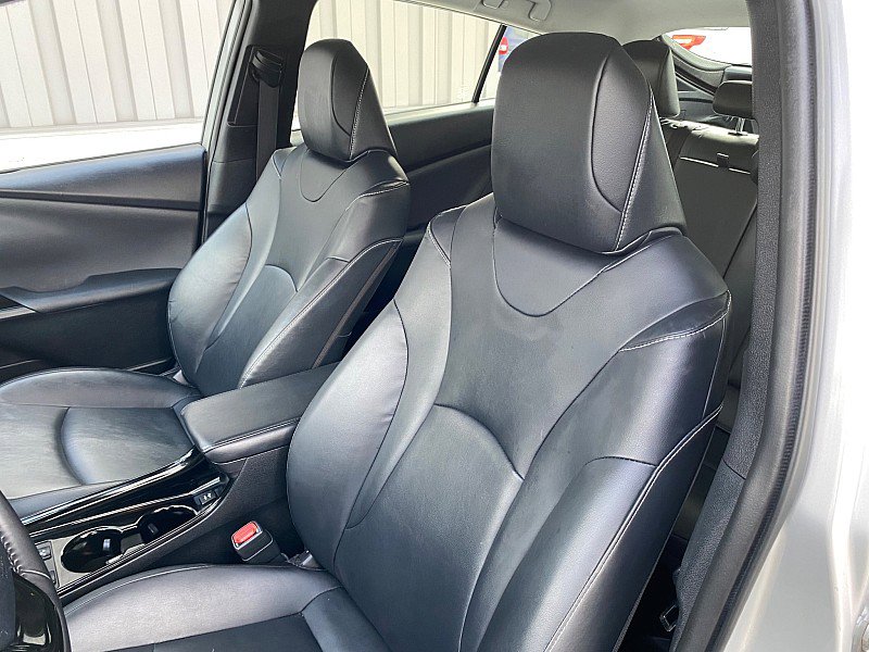 Used 2022 Toyota Prius Prime Limited image 22