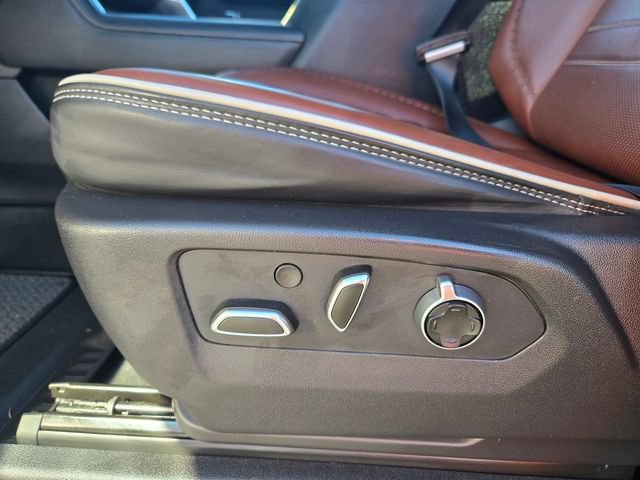Used 2024 GMC Sierra 2500 Denali Ultimate AWD/4WD image 12