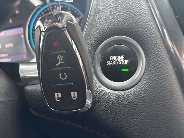 Used 2023 Chevrolet Traverse RS w/ LPO, Floor Liner Package AWD/4WD image 23