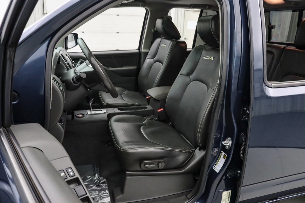 Used 2021 Nissan Frontier PRO-4X w/ Pro-4x Utility Package image 12
