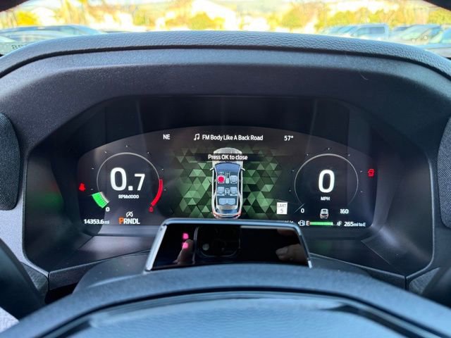 Certified 2025 Ford Explorer Platinum w/ LUX Leather Package image 24