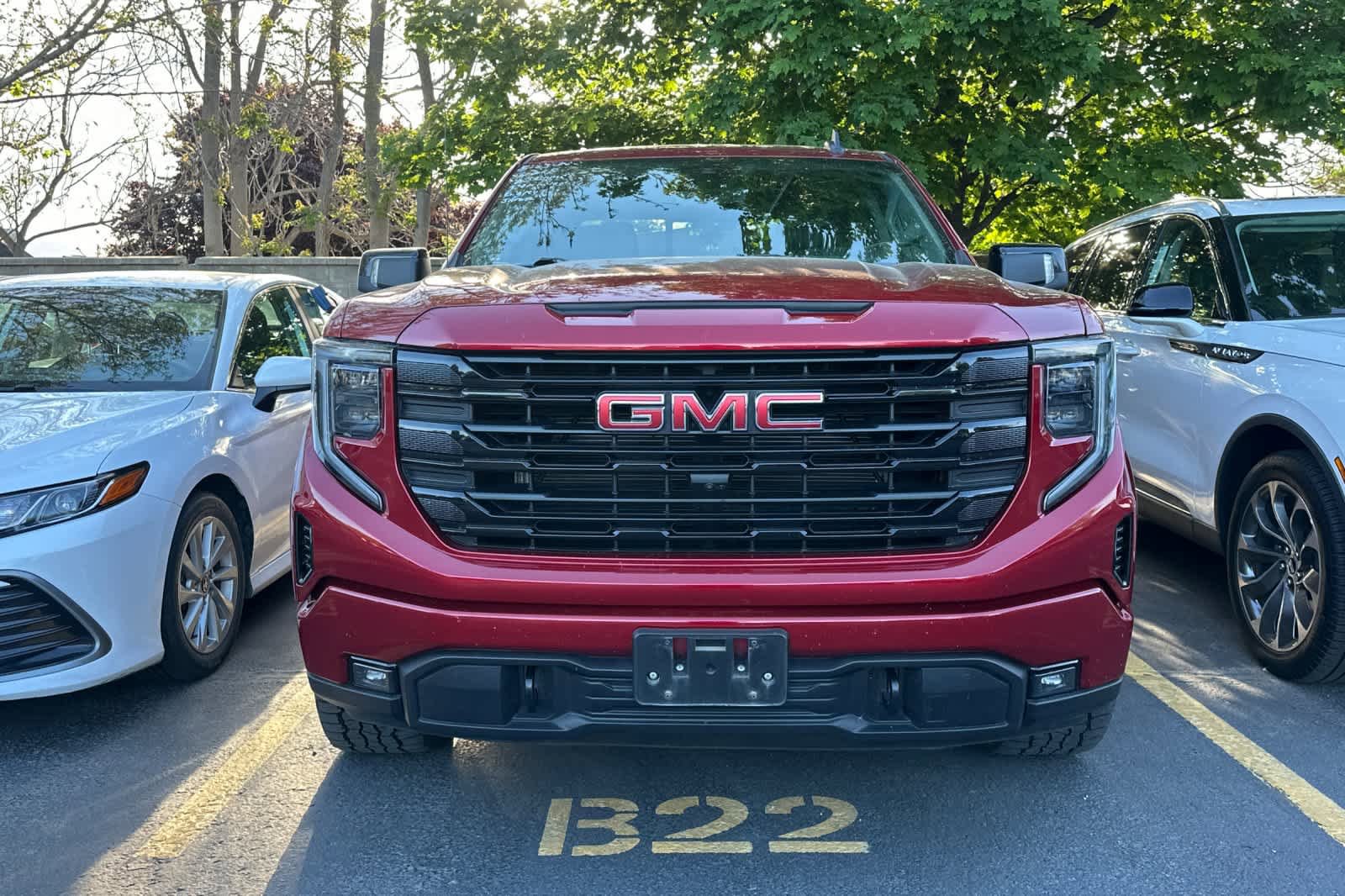 Used 2023 GMC Sierra 1500 Elevation w/ Elevation Premium Package AWD/4WD image 2