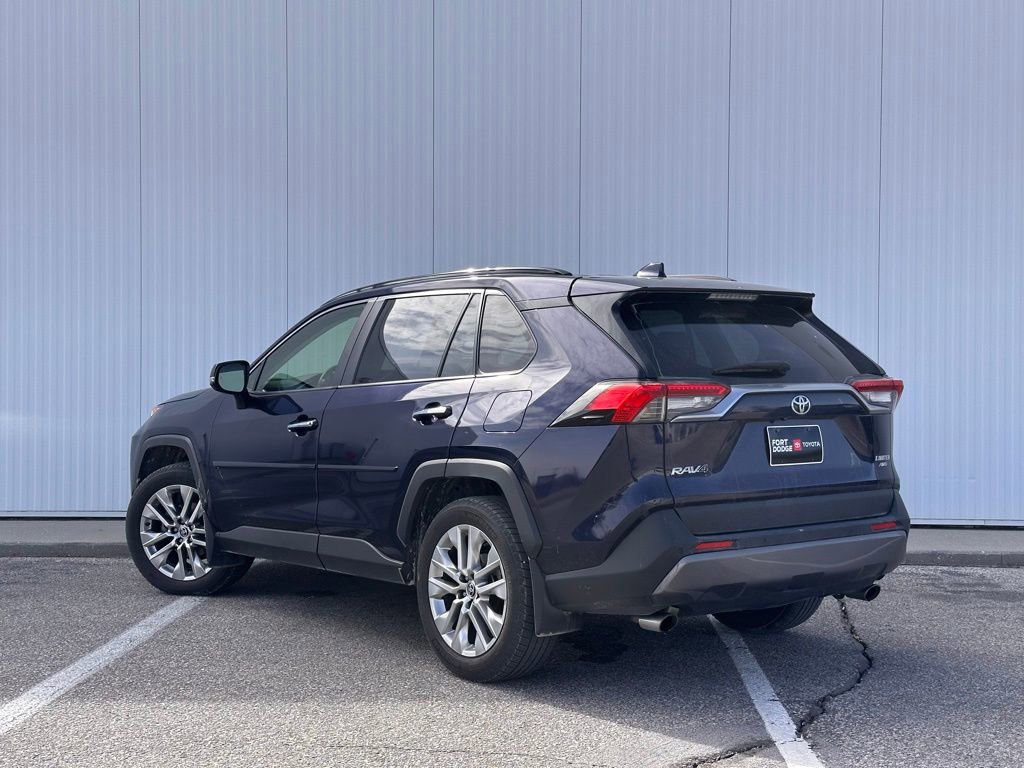 Used 2021 Toyota RAV4 Limited AWD/4WD image 4