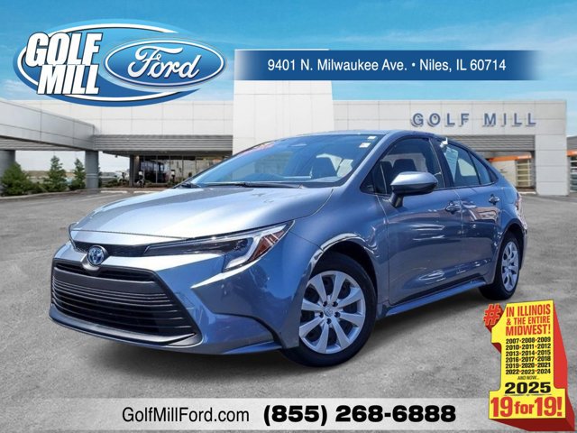 Used 2025 Toyota Corolla LE FWD image 1