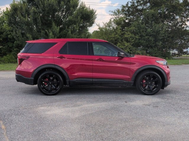 Certified 2022 Ford Explorer ST w/ Equipment Group 401A AWD/4WD image 3