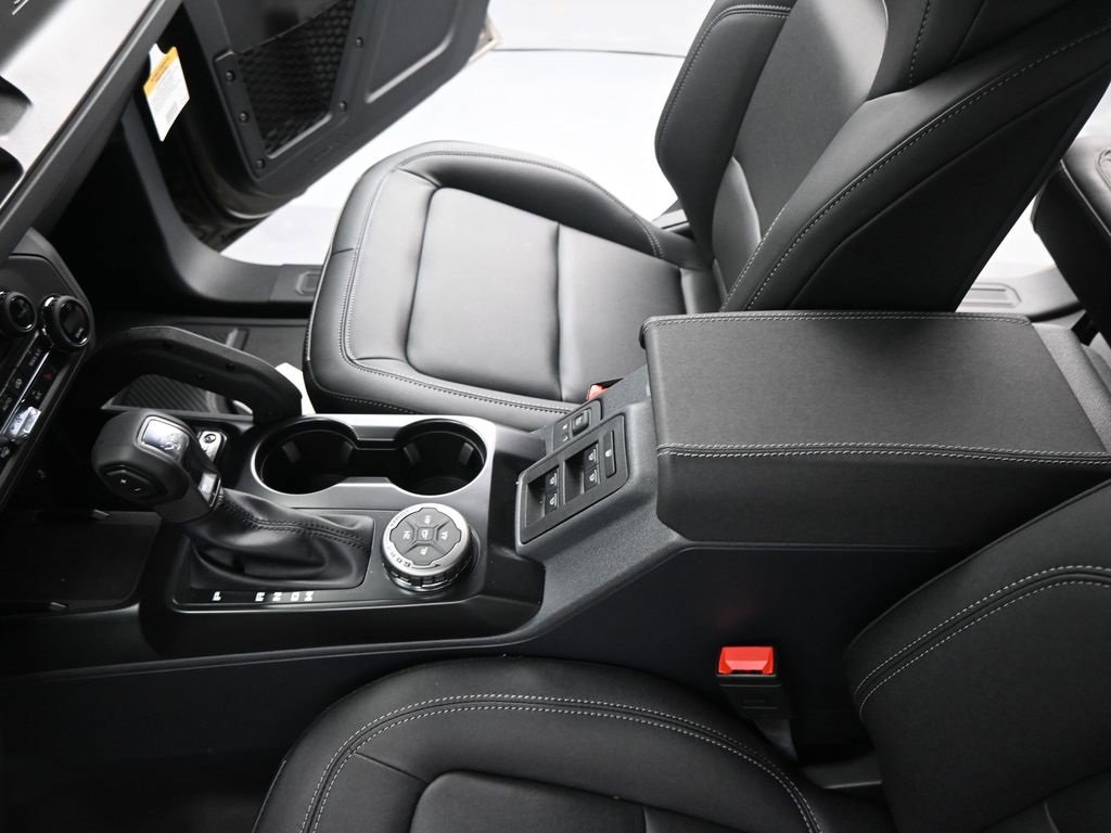 Certified 2025 Ford Bronco Badlands image 21