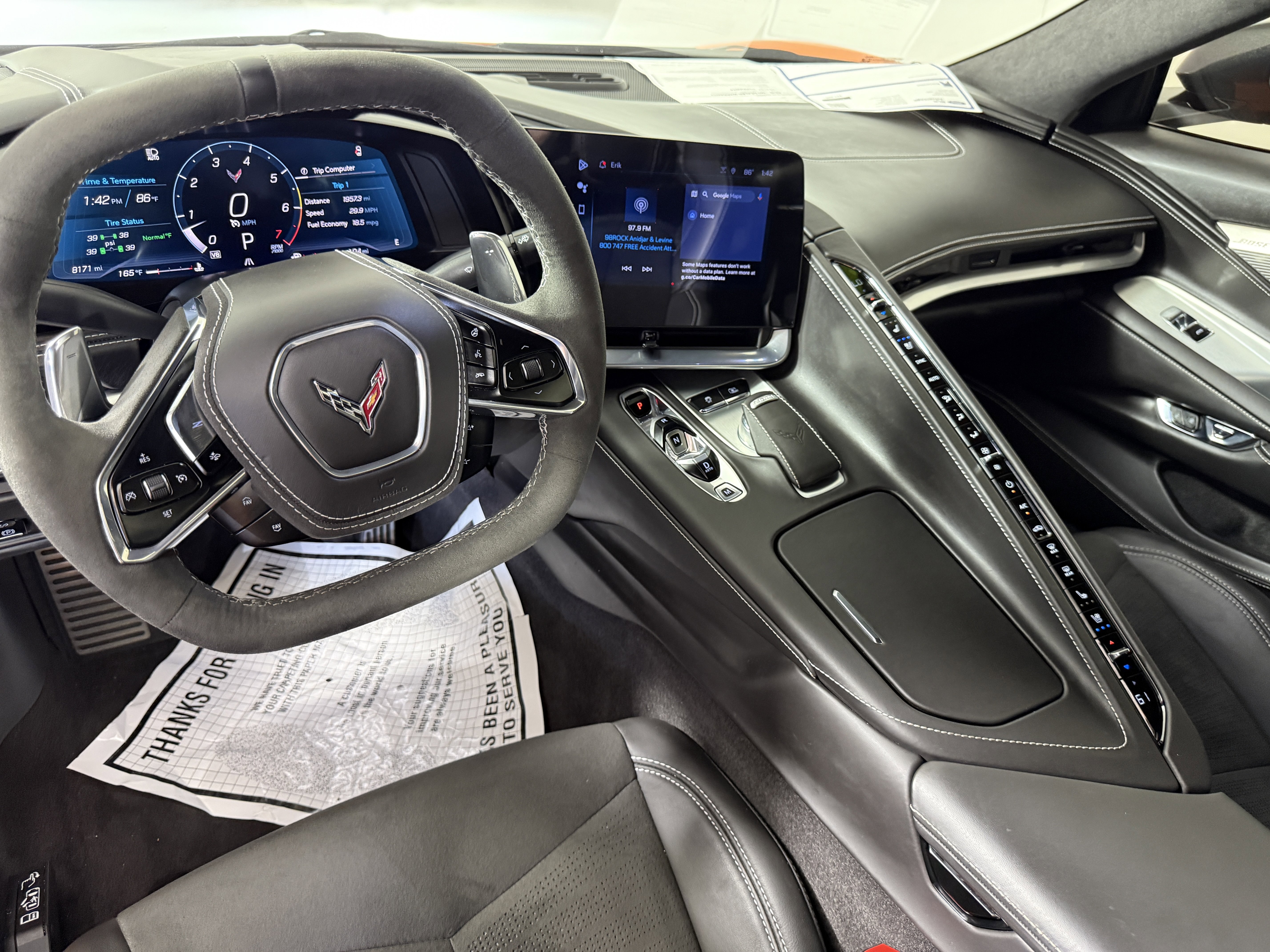 Used 2024 Chevrolet Corvette Stingray Premium Conv w/ Battery Protection Package image 11