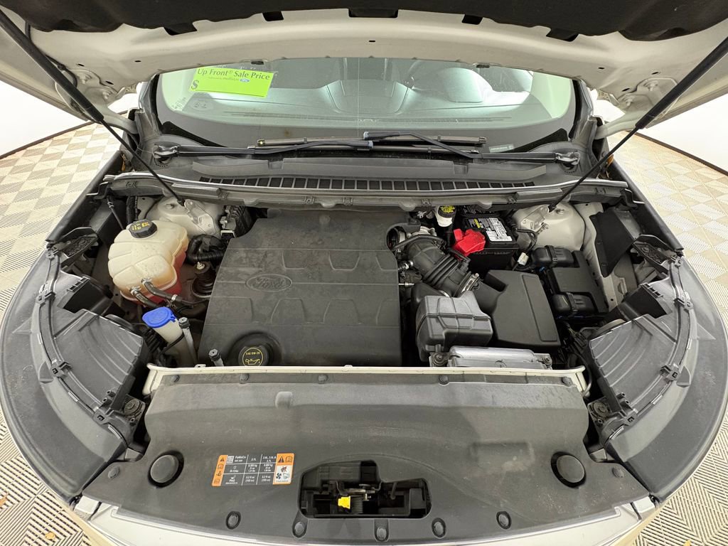 Certified 2018 Ford Edge Titanium w/ Equipment Group 301A image 33