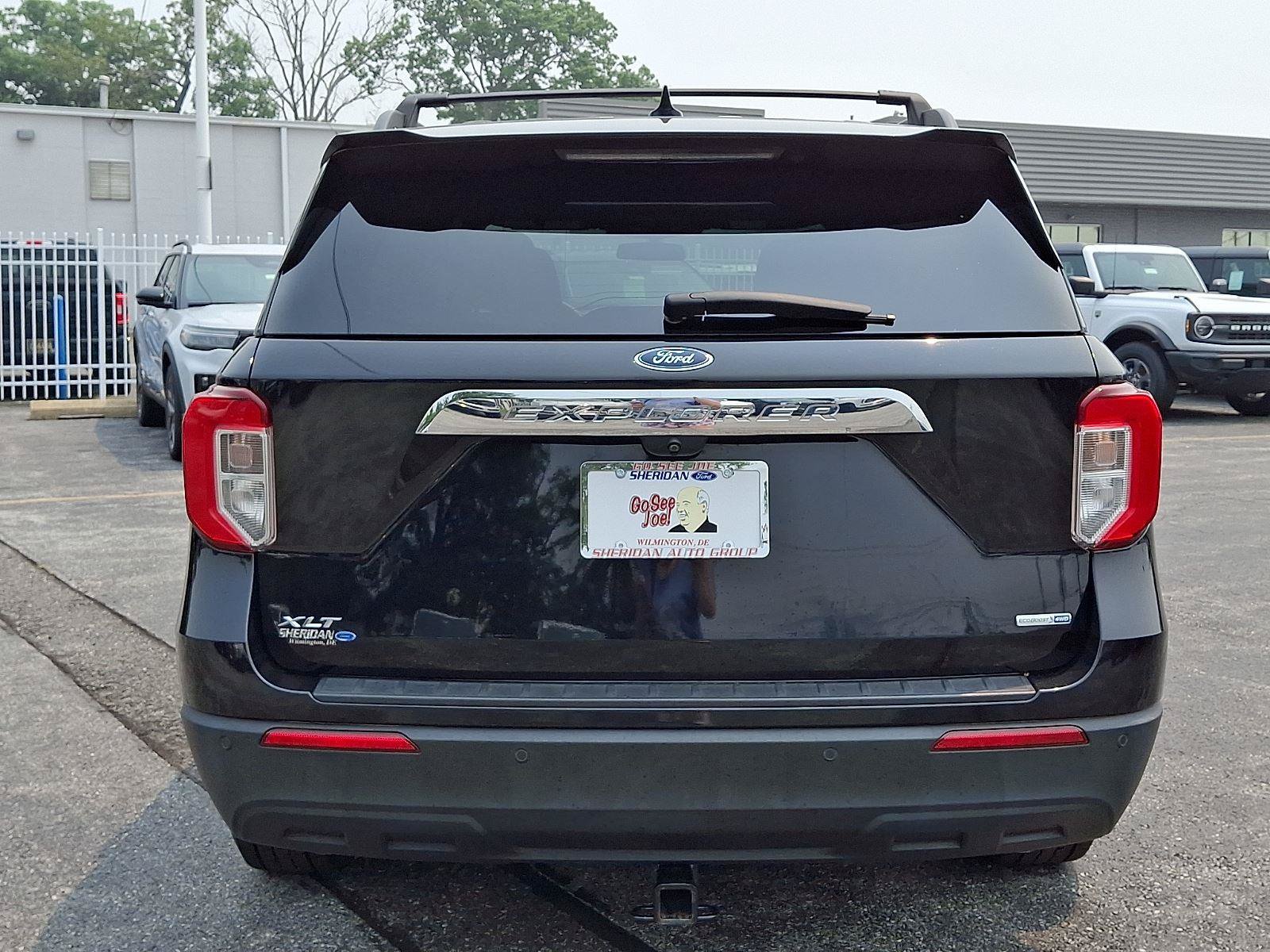 Certified 2020 Ford Explorer XLT w/ Comfort Package AWD/4WD image 5