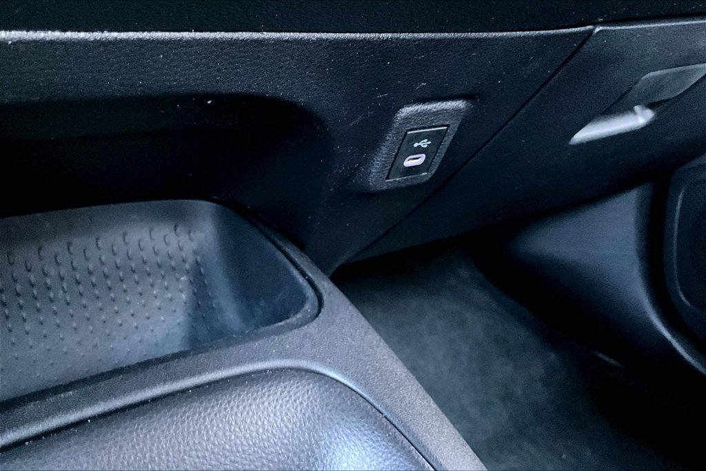 Used 2025 Toyota Corolla LE FWD image 26