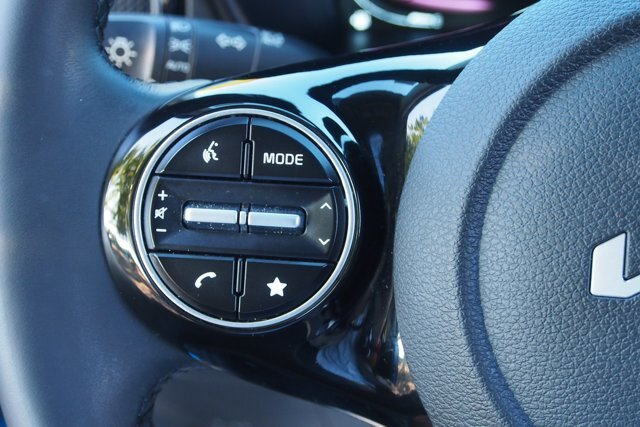 Used 2025 Kia Soul EX FWD image 23