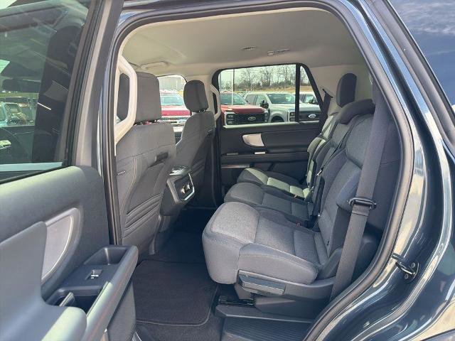 Certified 2025 Ford Expedition Active AWD/4WD image 14