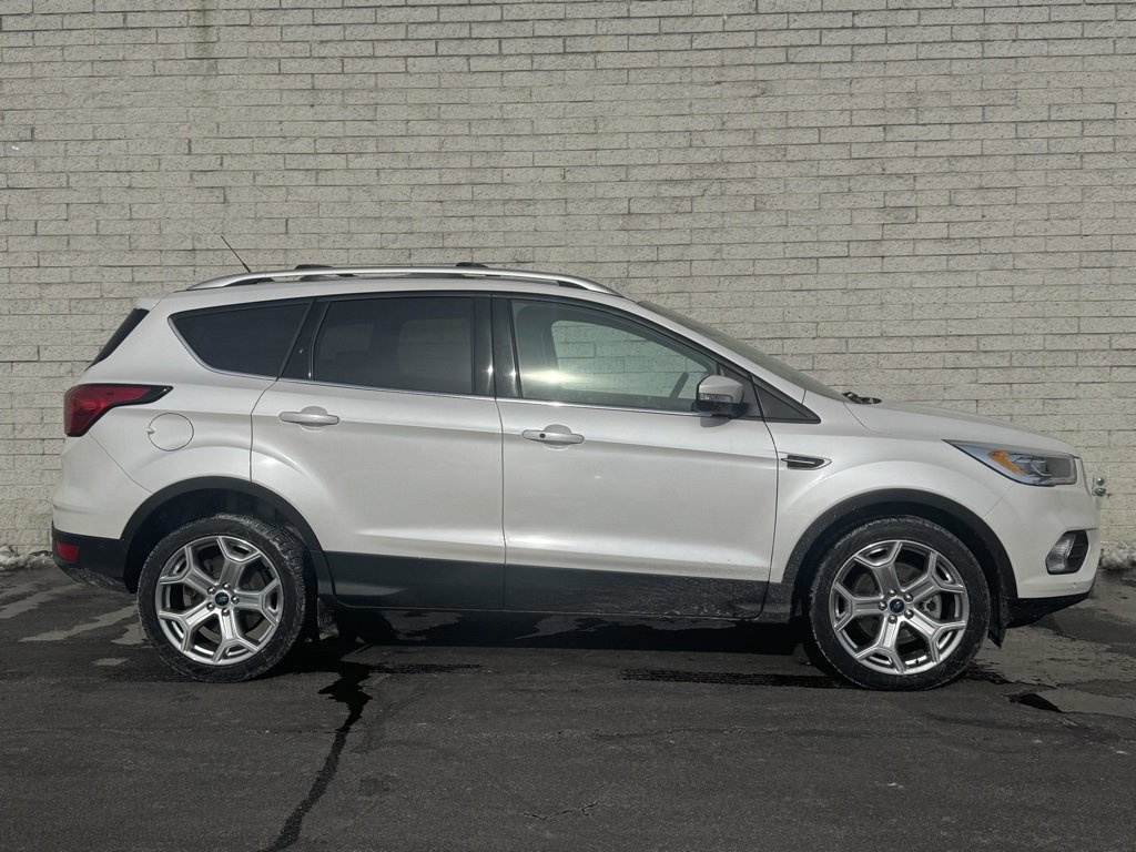 Certified 2019 Ford Escape Titanium image 2