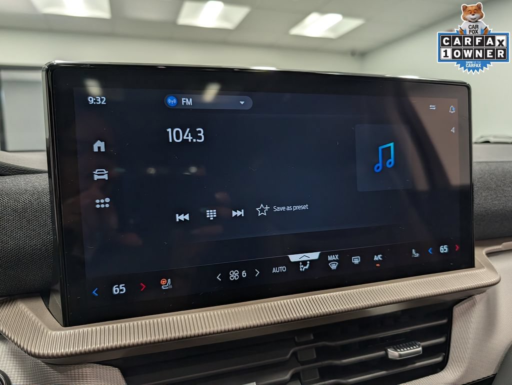 Certified 2025 Ford Explorer Active w/ Active Comfort Package AWD/4WD image 14