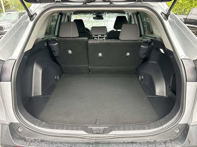 Used 2021 Toyota RAV4 XLE FWD image 21