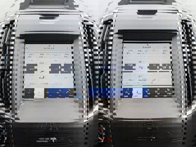 Certified 2020 Ford Edge SE FWD image 26