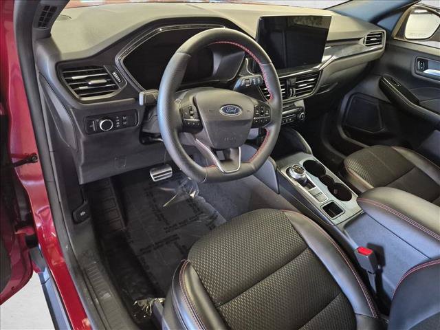 Certified 2024 Ford Escape ST-Line w/ Tech Pack #1 AWD/4WD image 10