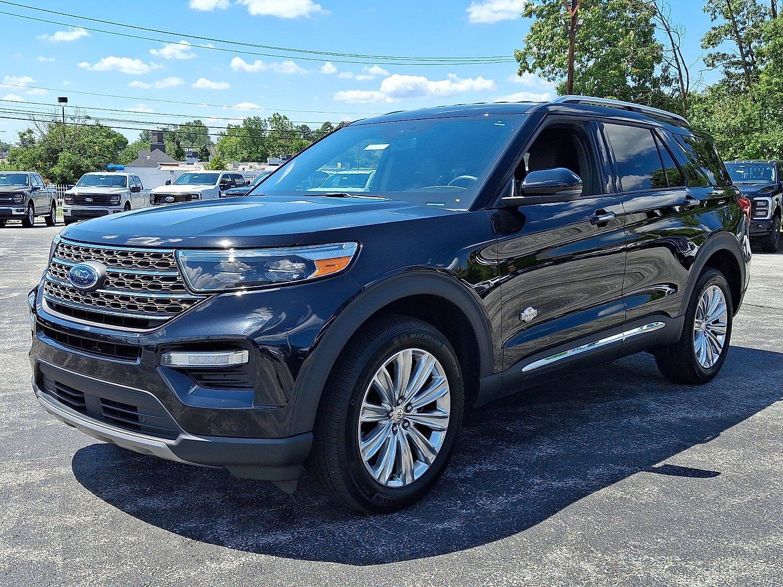 Certified 2023 Ford Explorer King Ranch AWD/4WD image 3