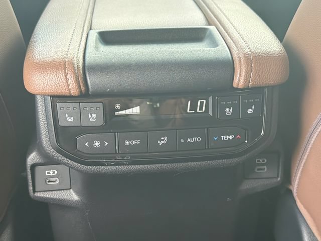 Used 2026 Toyota Grand Highlander AWD image 25